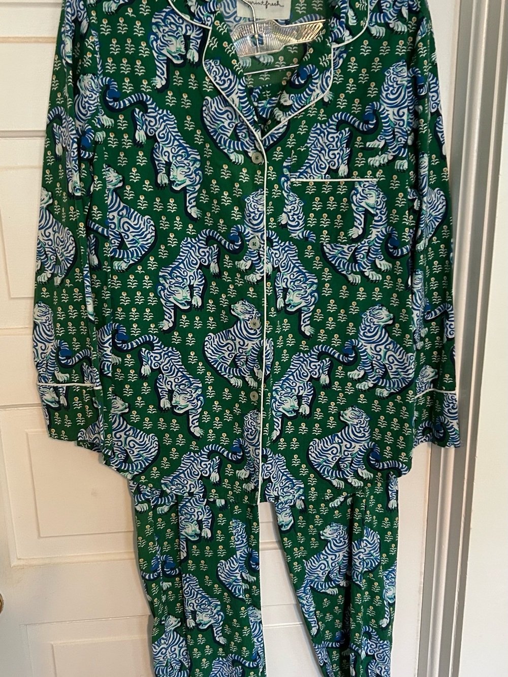 Printfresh Green Pajama Set with Blue and White Tiger Print. Med